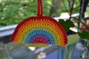 crochet rainbow hanger