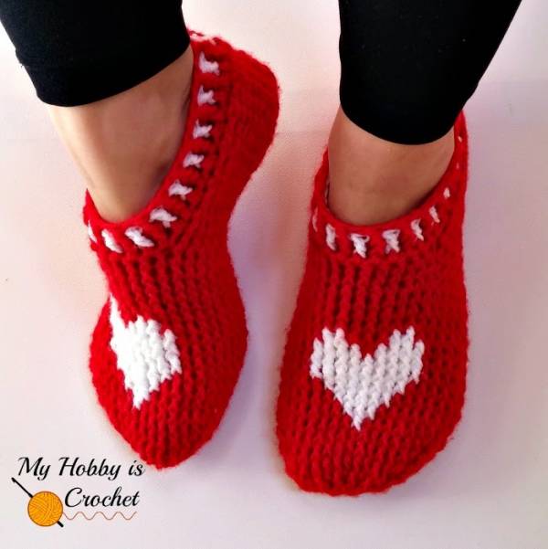 heart graph women crochet slippers