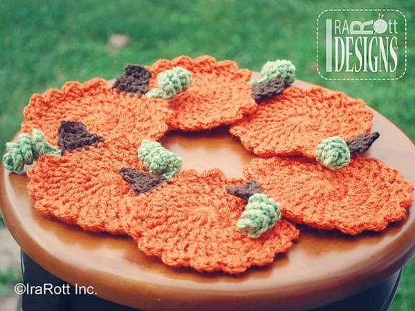 thumb_free_halloween_thanksgiving_pumpkin_coasters_crochet_pattern