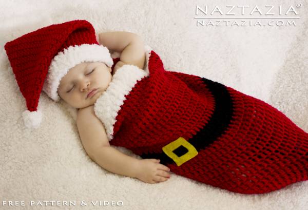 diy-tutorial-free-pattern-crochet-baby-santa-hat-cocoon-bunting