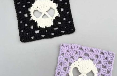 skull granny square crochet pattern image